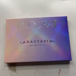 Anastasia Beverly Hills Aurora Glow Kit